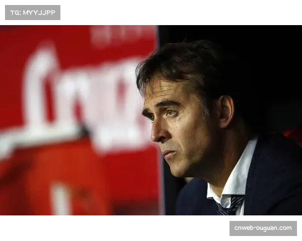 塞维利亚vs贝蒂斯战报：洛佩特吉与佩莱格里尼的临场防守调整博弈